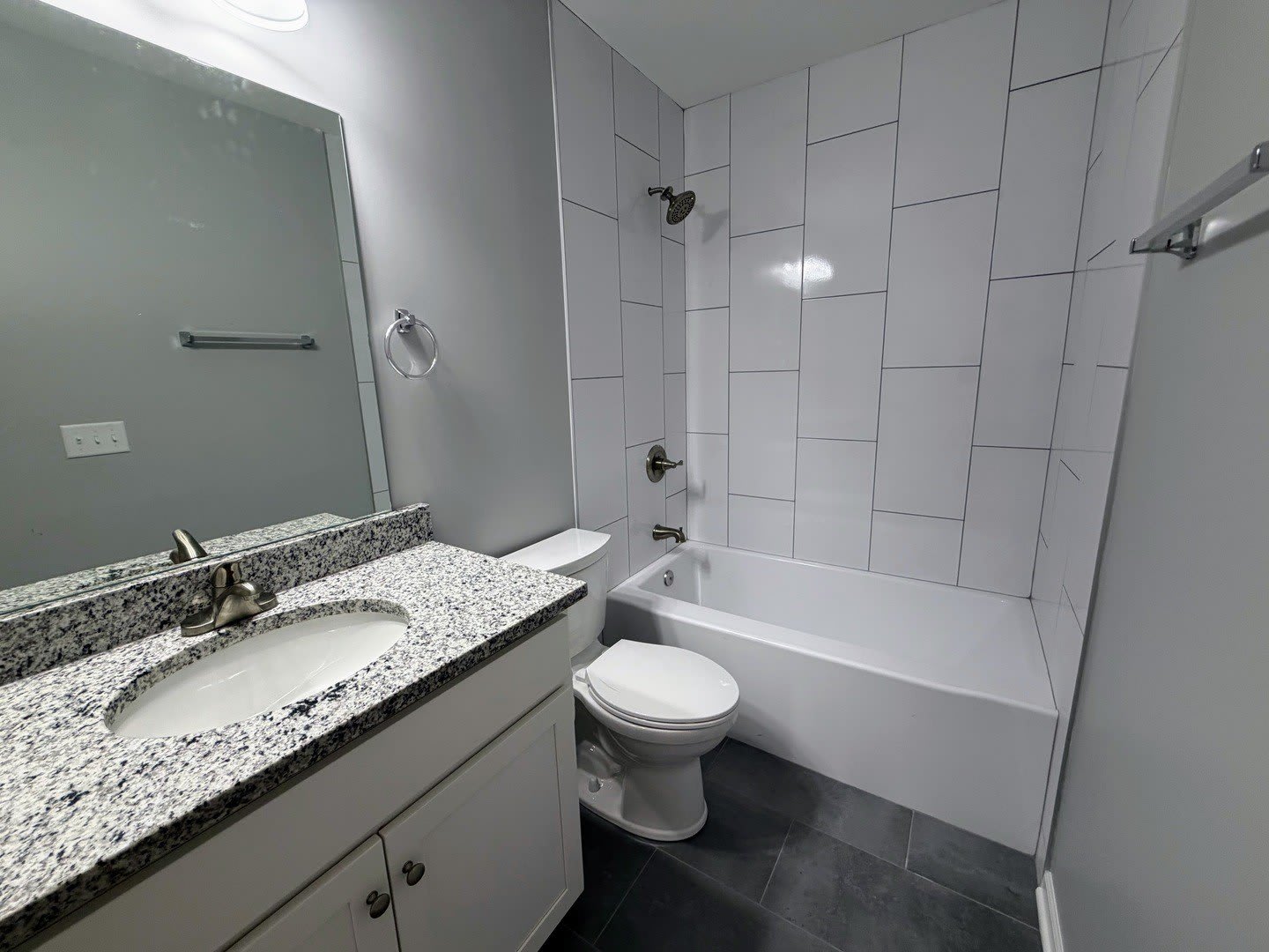 311 S Lodge Lane – photo 5