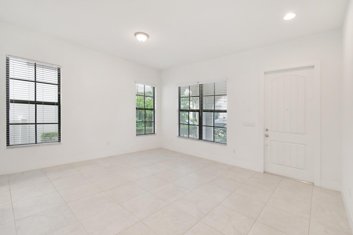 13351 Machiavelli Way – photo 3