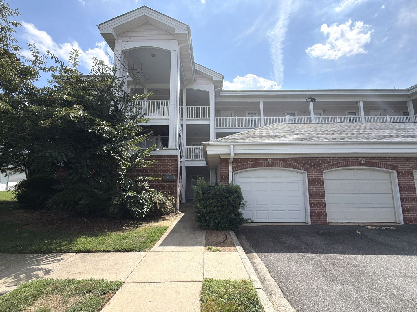 9113 Meadow Vista Road – photo 1