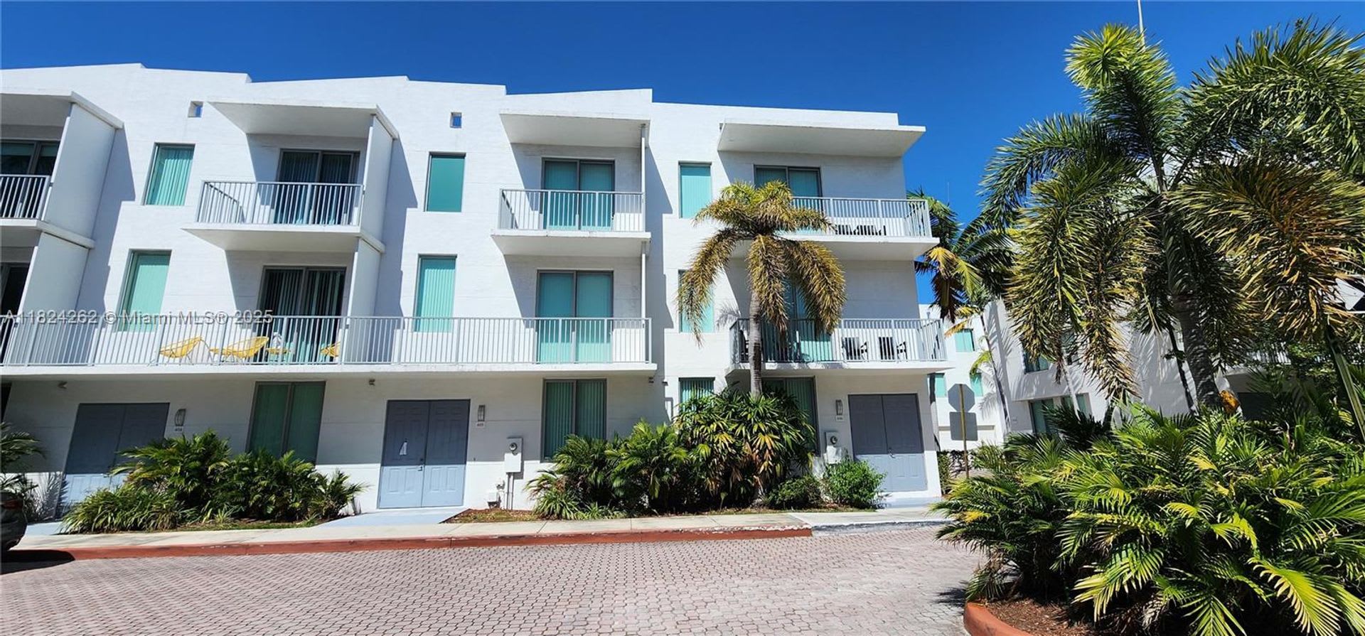 2146 Van Buren Street 403, Hollywood, FL 33020 – photo 5