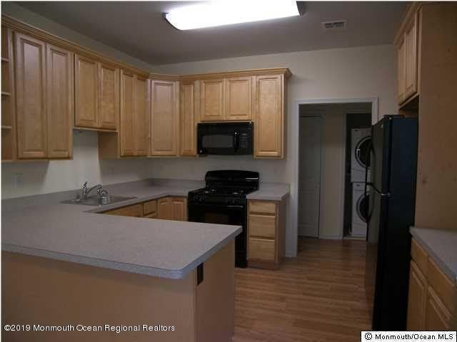 103 Drs James Parker Boulevard – photo 4