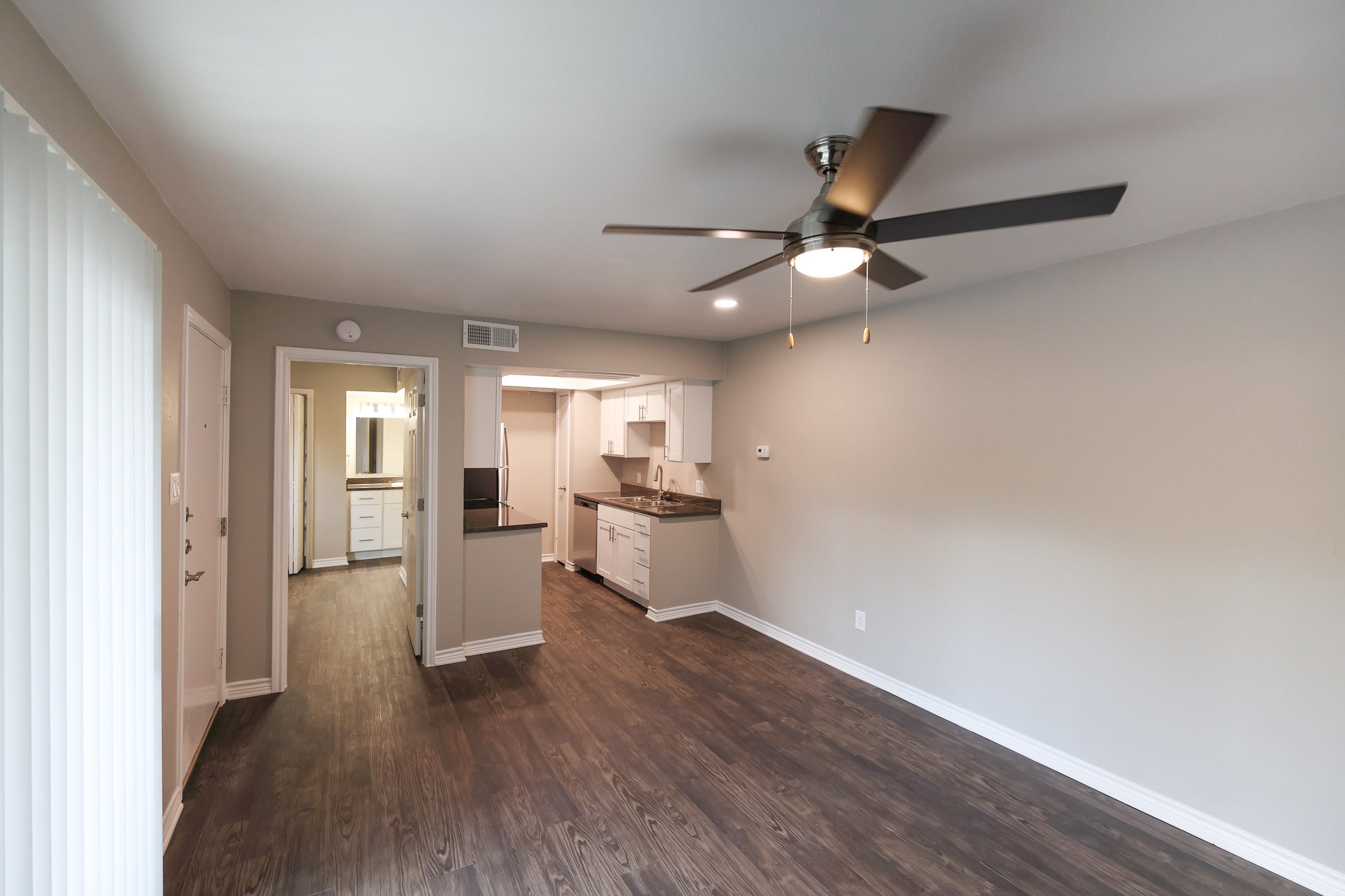 Fox Run Apartments – photo 1