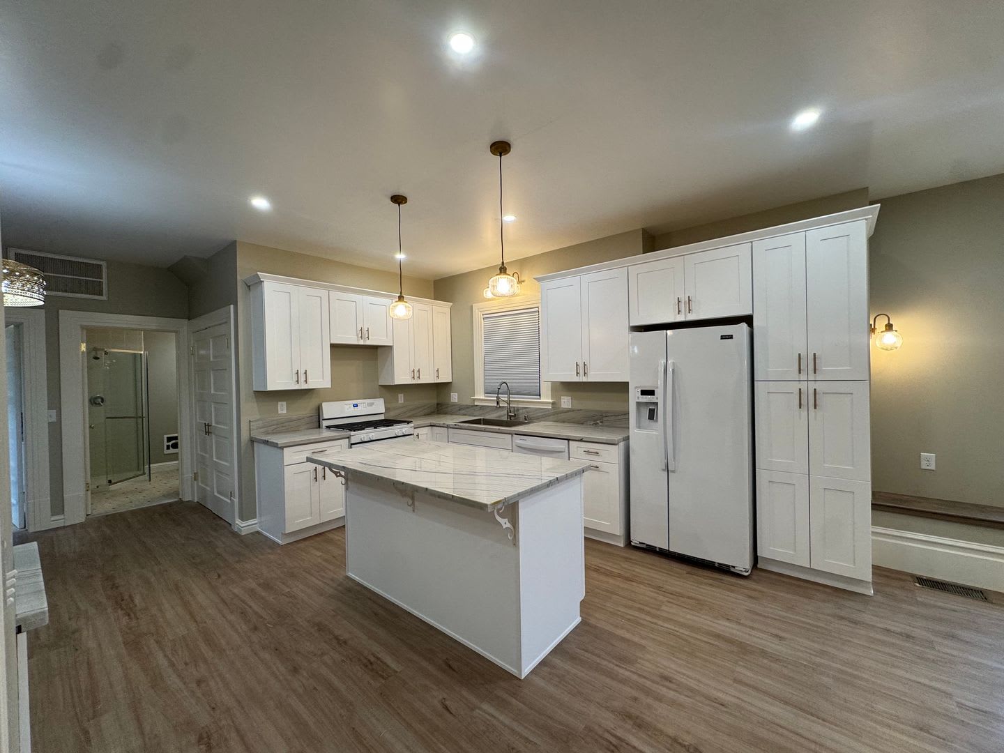 2146 C ST – photo 1