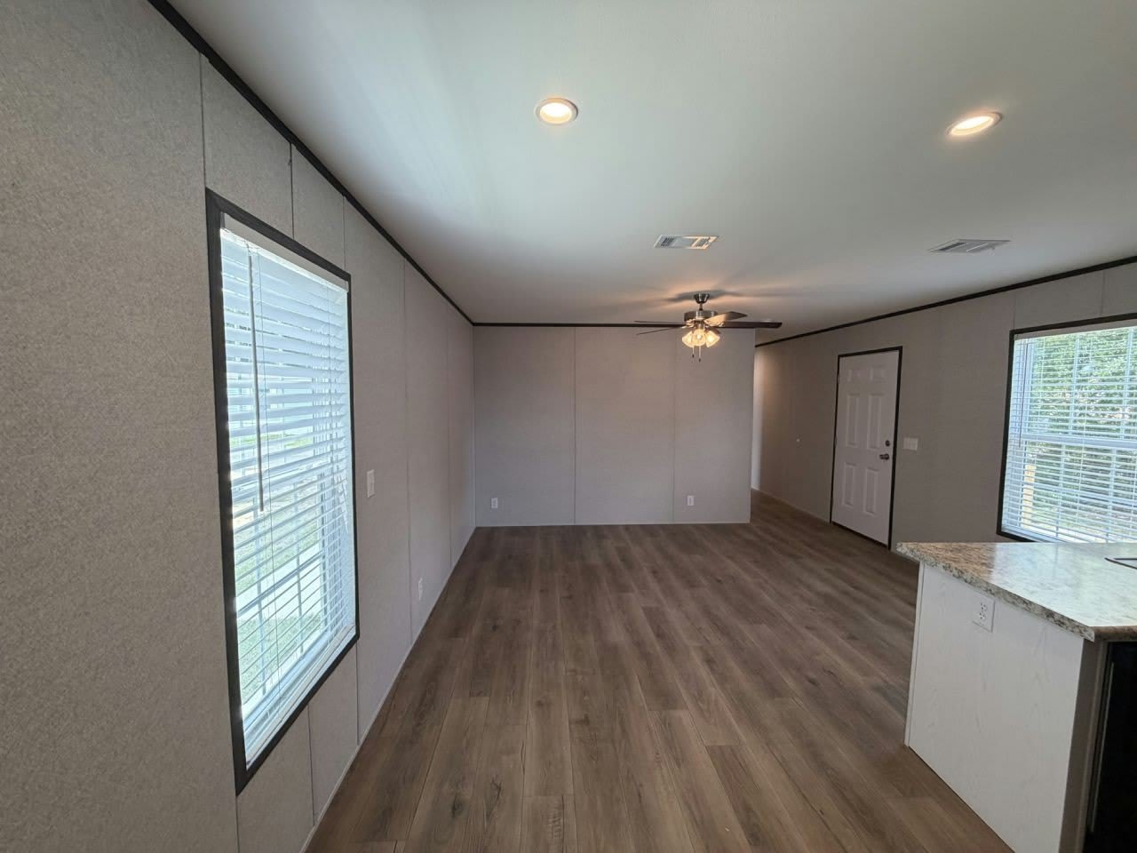 156 Lakeside Garden Circle – photo 5