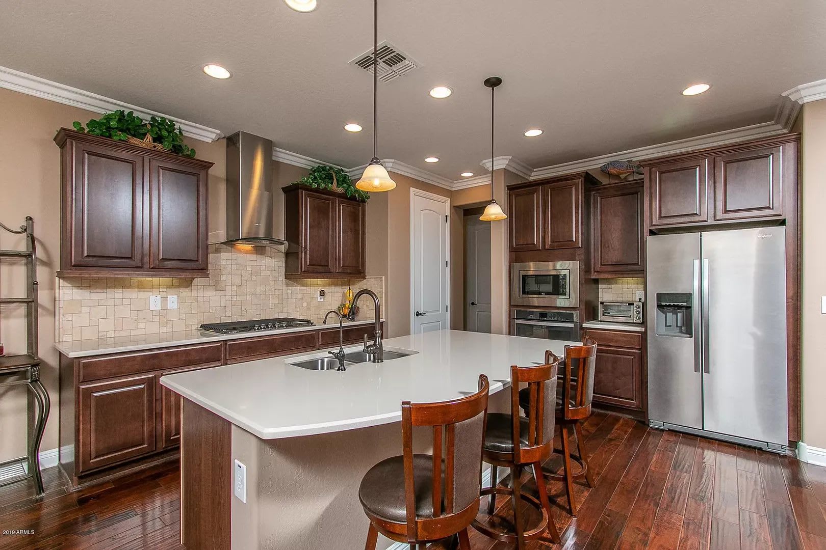 GORGEOUS 3/2 Bed/Bath Peoria Home w/SOLAR – photo 1