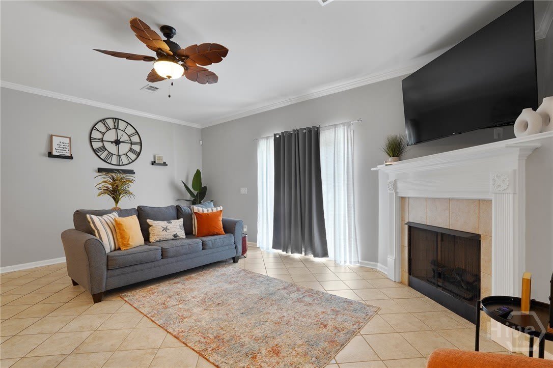 3 Red Robin Fully Furnished Court – photo 5