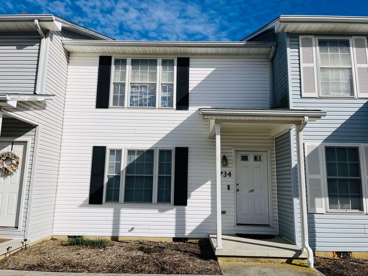 2 Bedroom 2 5 Bath Townhouse – photo 1