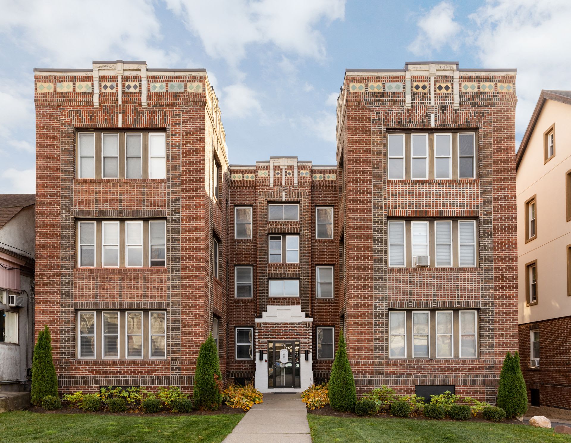 West Hartford Collection – photo 4