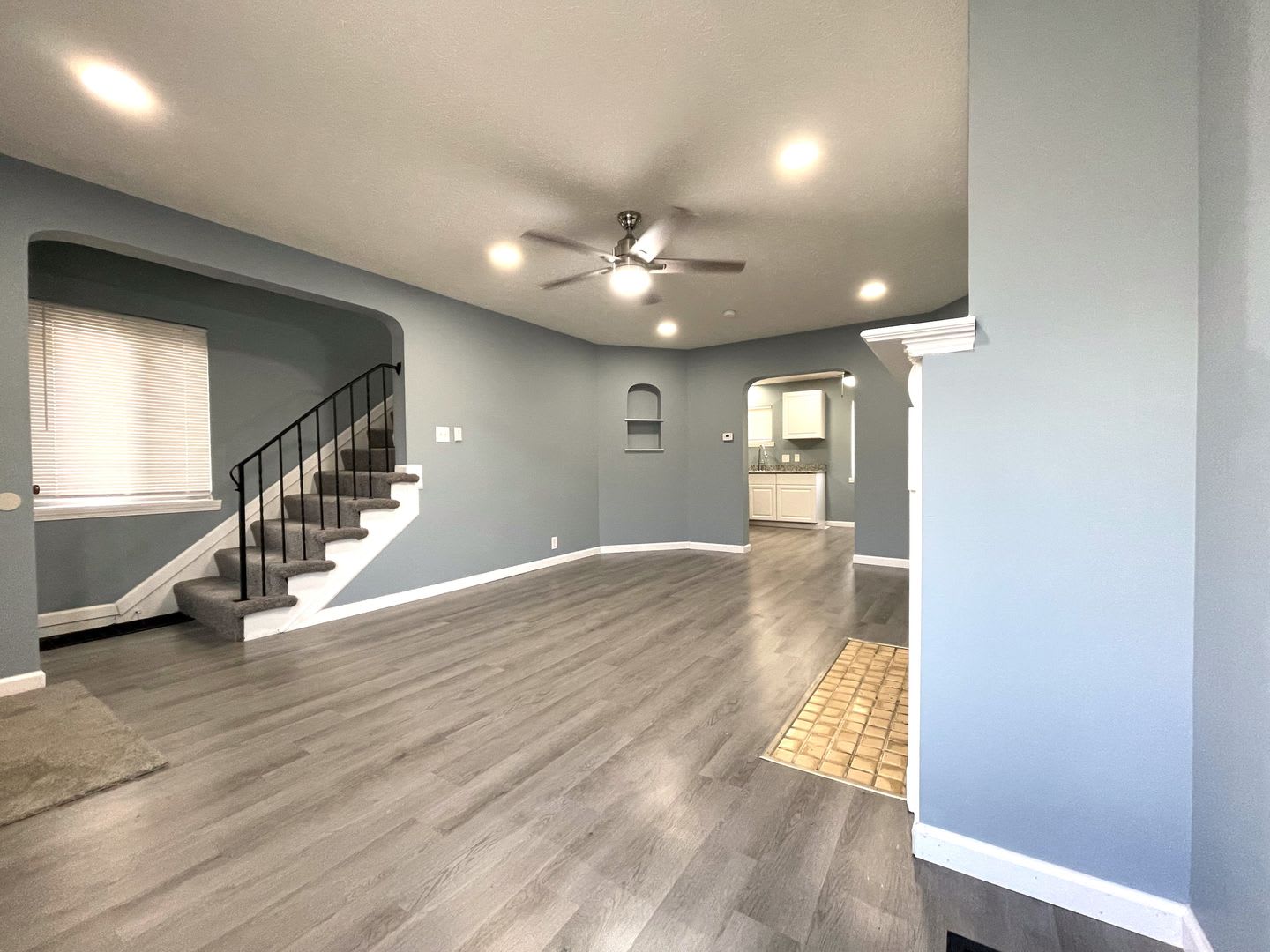 1285 Linwood Ave – photo 3