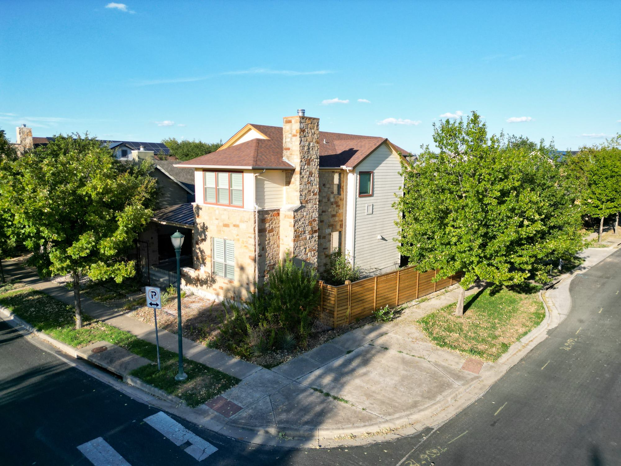 2212 Tom Miller Street – photo 1