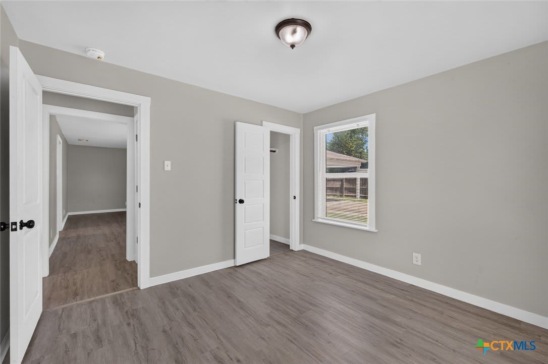 921 Stetson Avenue – photo 3