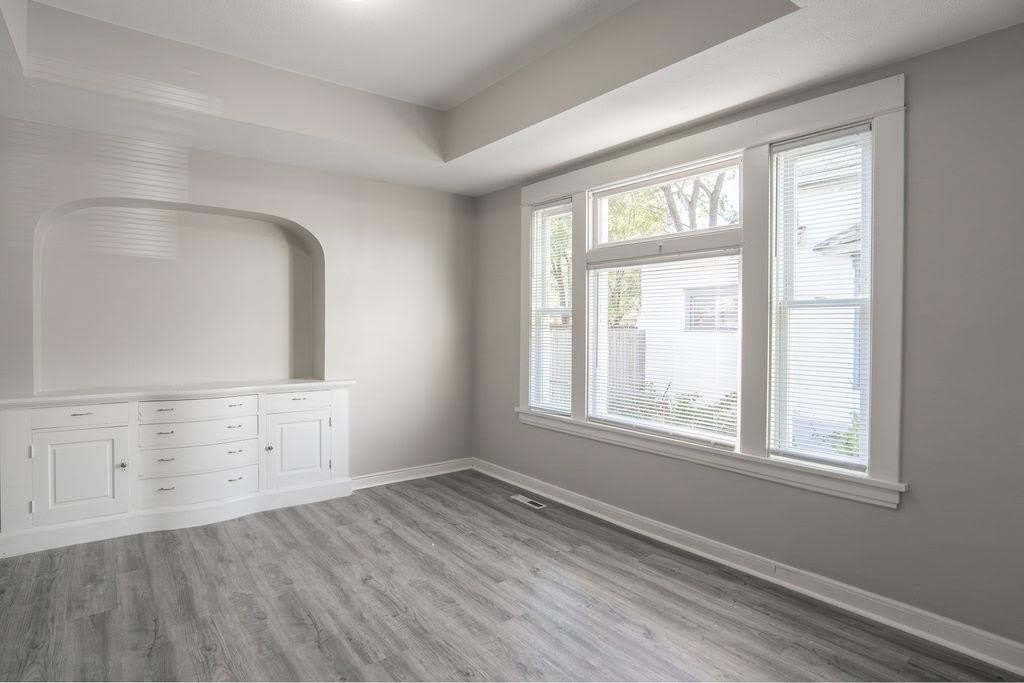 1606 Concordia Avenue – photo 4