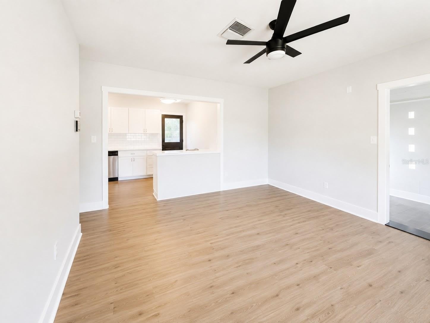4200 BLUEFISH Drive SE – photo 4