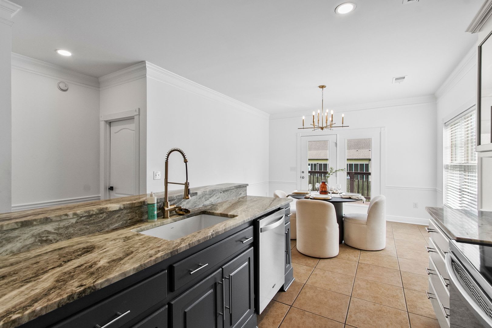 6337 Bryant Circle – photo 5