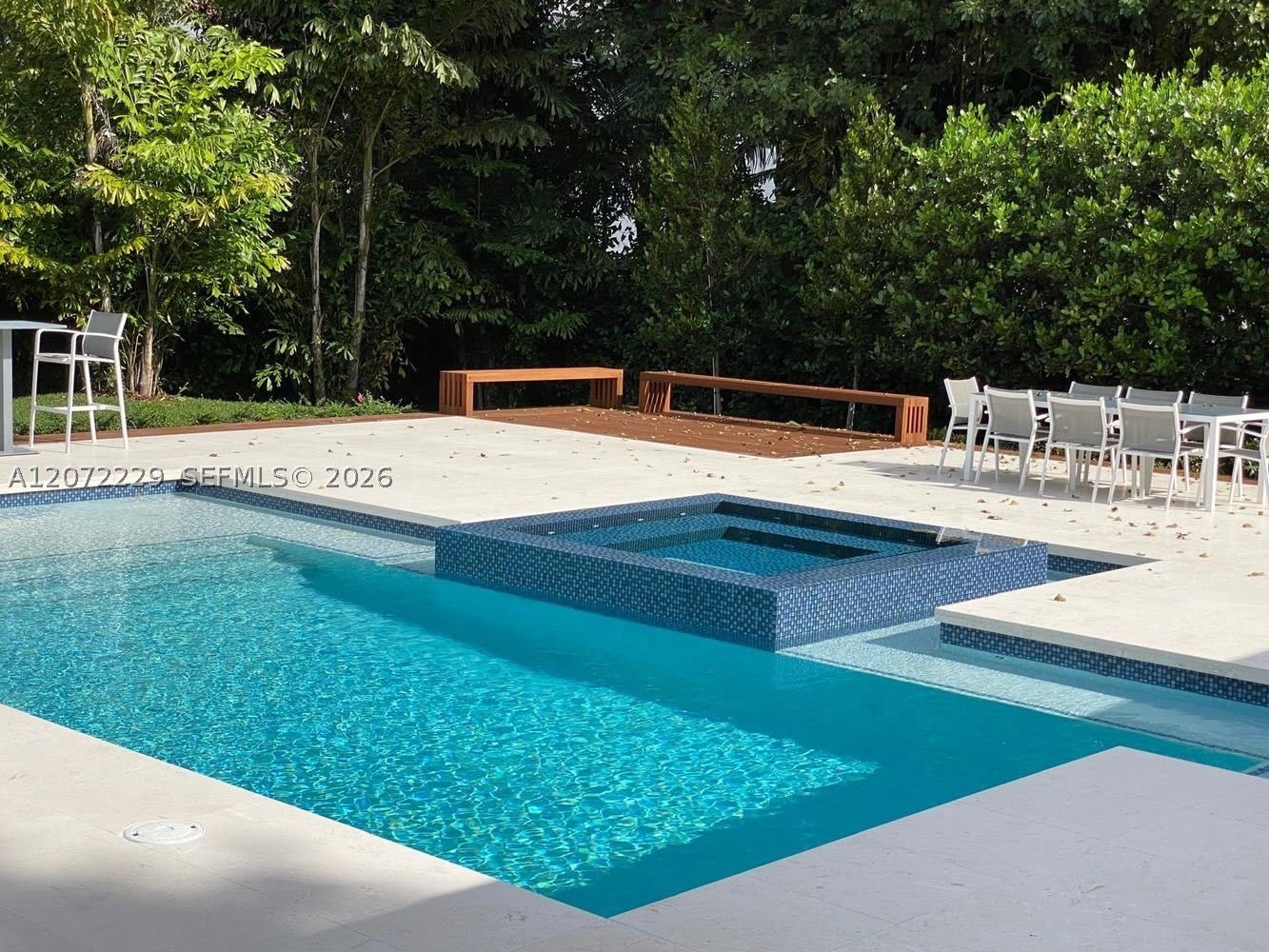 7251 Monaco St – photo 3