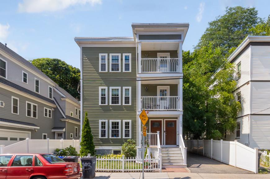 143 Williams St – photo 1