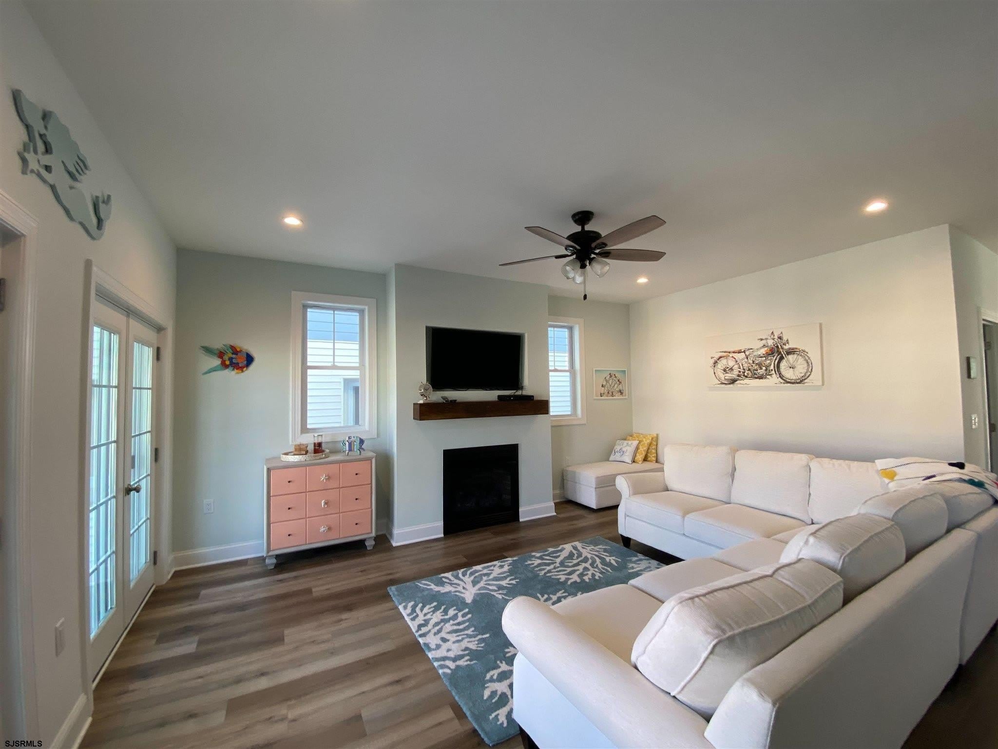 118 N New Haven Ave – photo 3