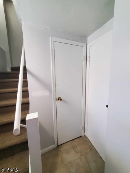 81 Western Ave – photo 1