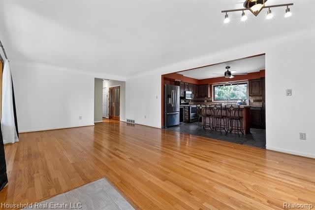 30110 Bentley Street – photo 5