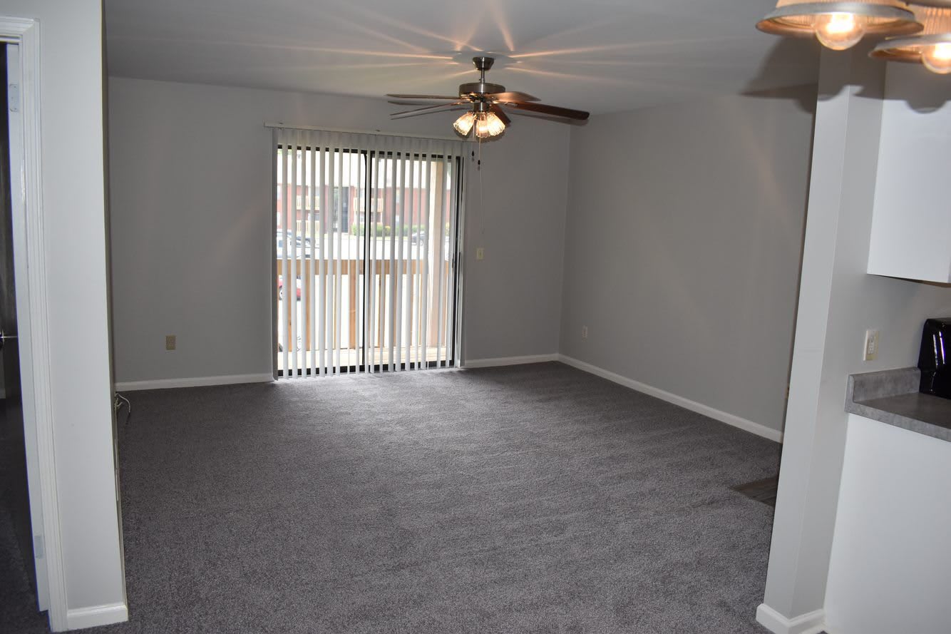 2800 McFarland Apartment Homes – photo 4