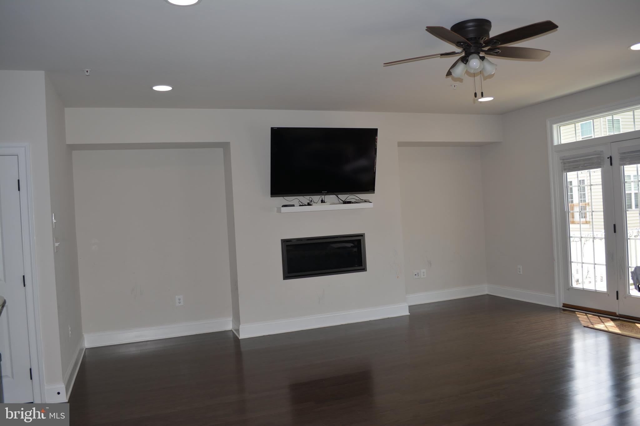 847 Stonecliffe Road – photo 4