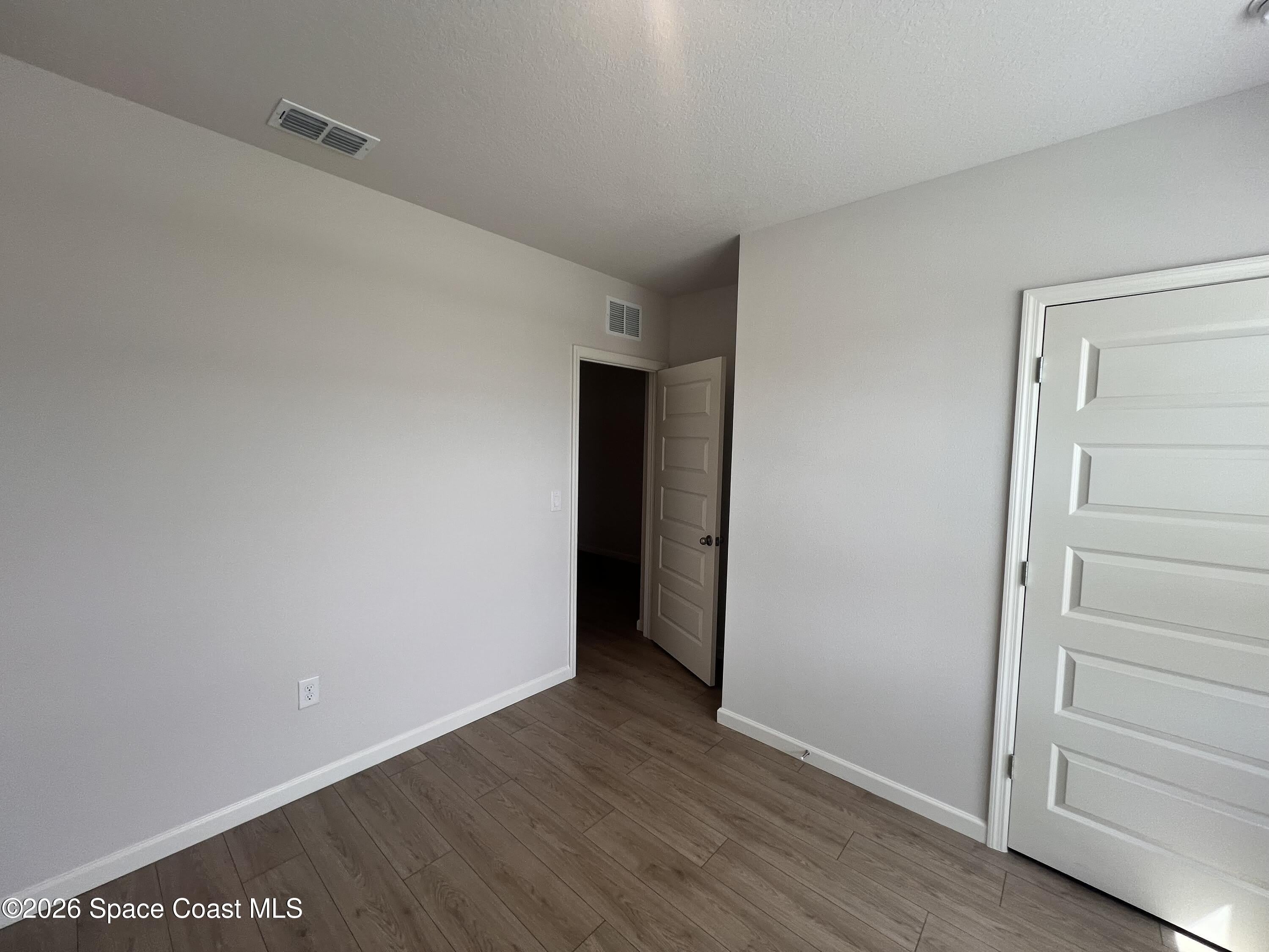 1493 Garabaldi Circle SE – photo 4