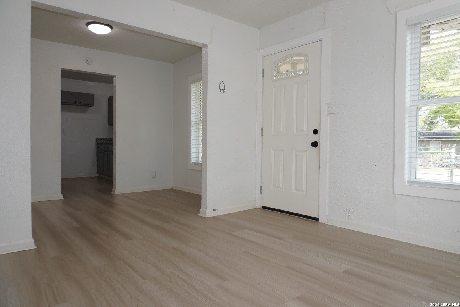 230 Goforth Dr – photo 1