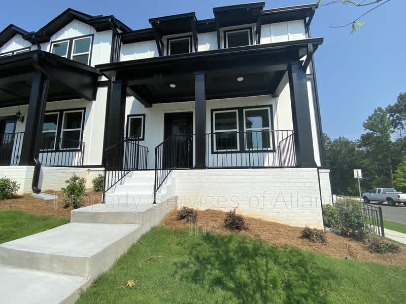 912 Sweetwater Grv – photo 3