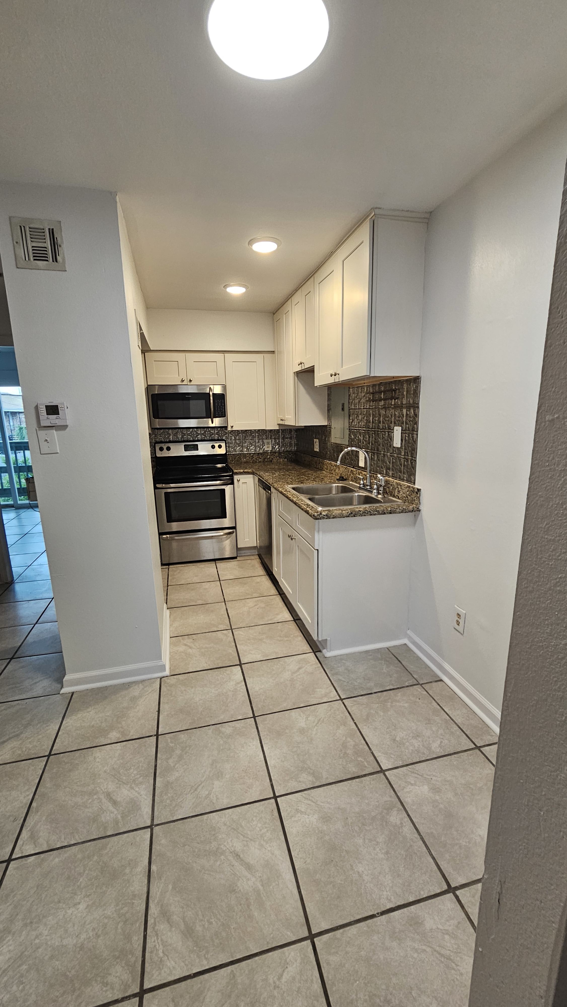 4101 Hessmer Ave – photo 3