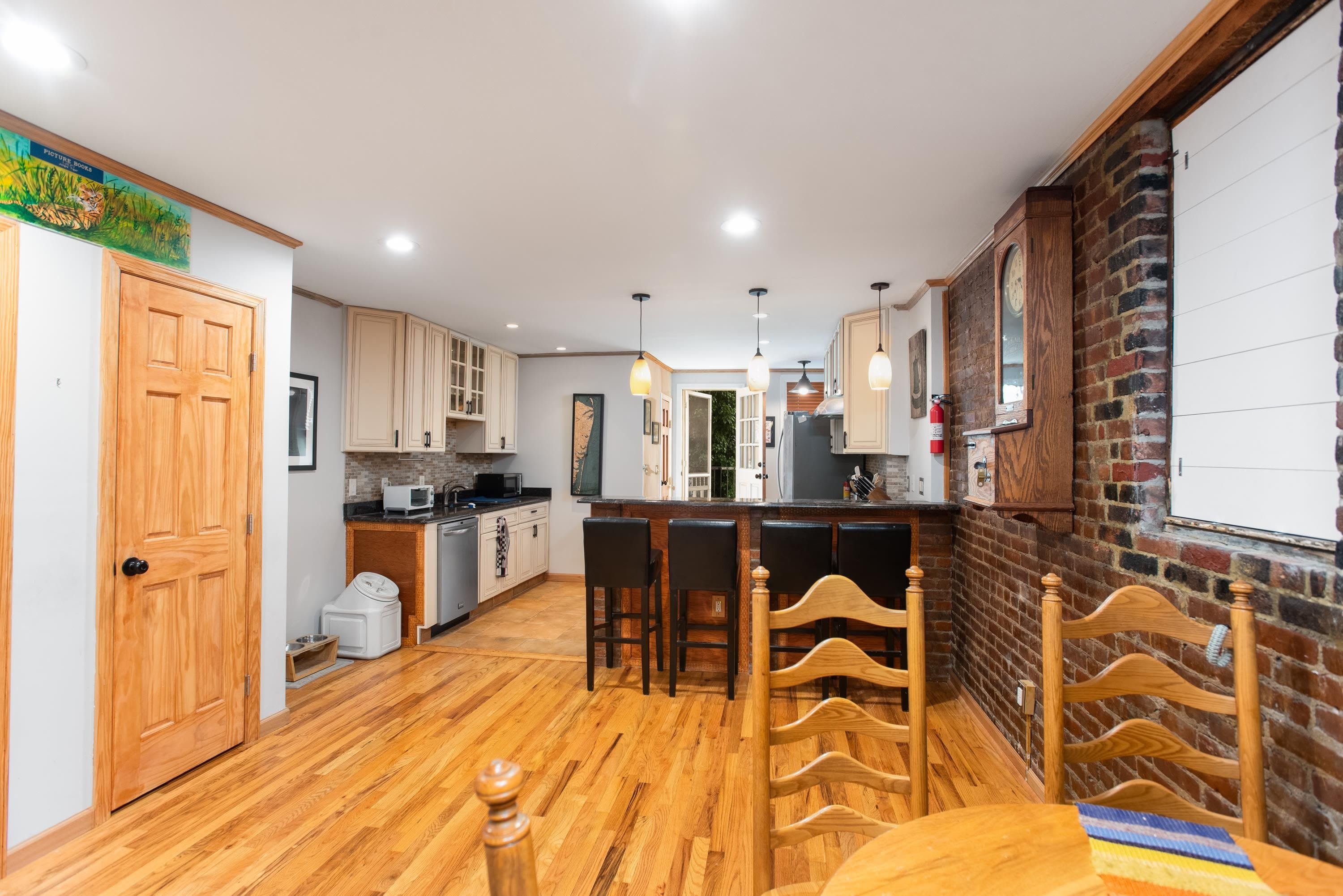 222 WILLOW AVE – photo 5