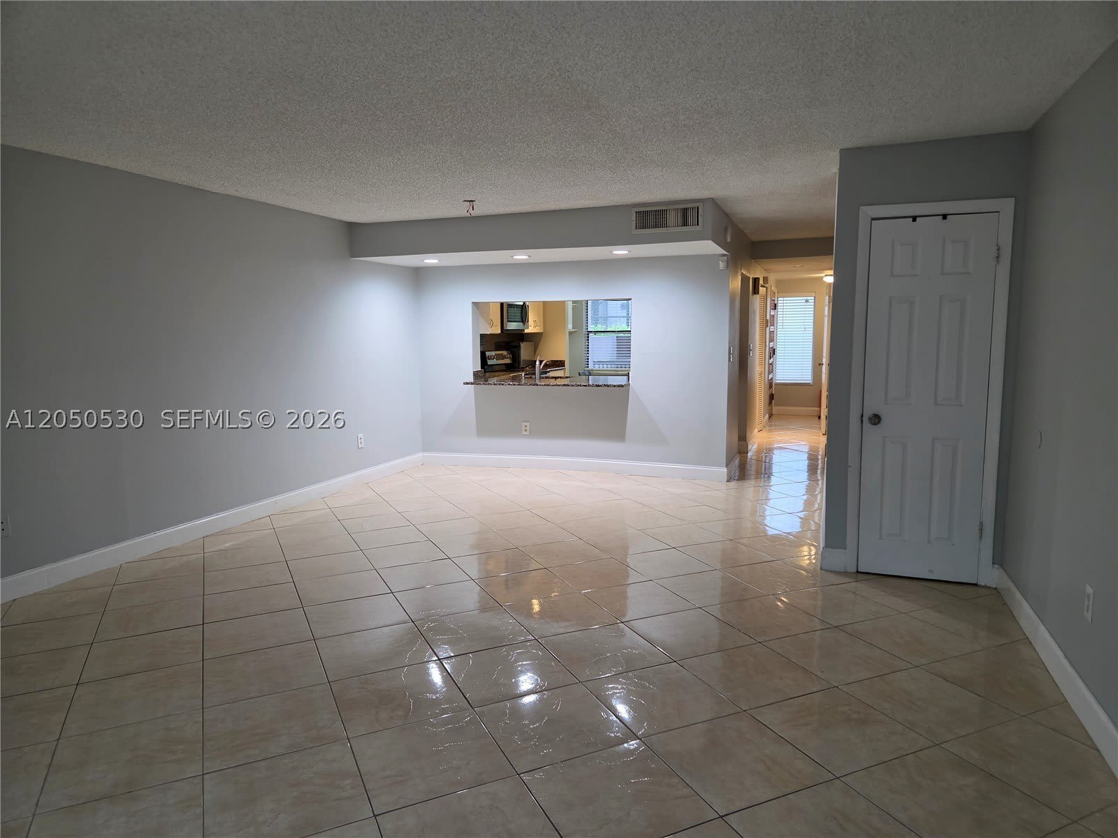10028 Nw 41St St – photo 2