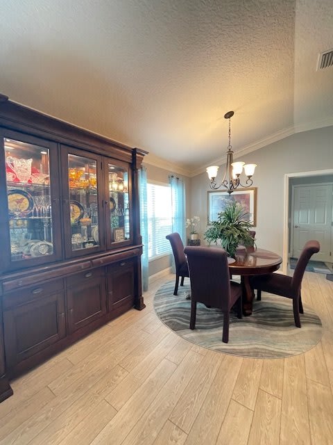 1069 Becker Ave – photo 5