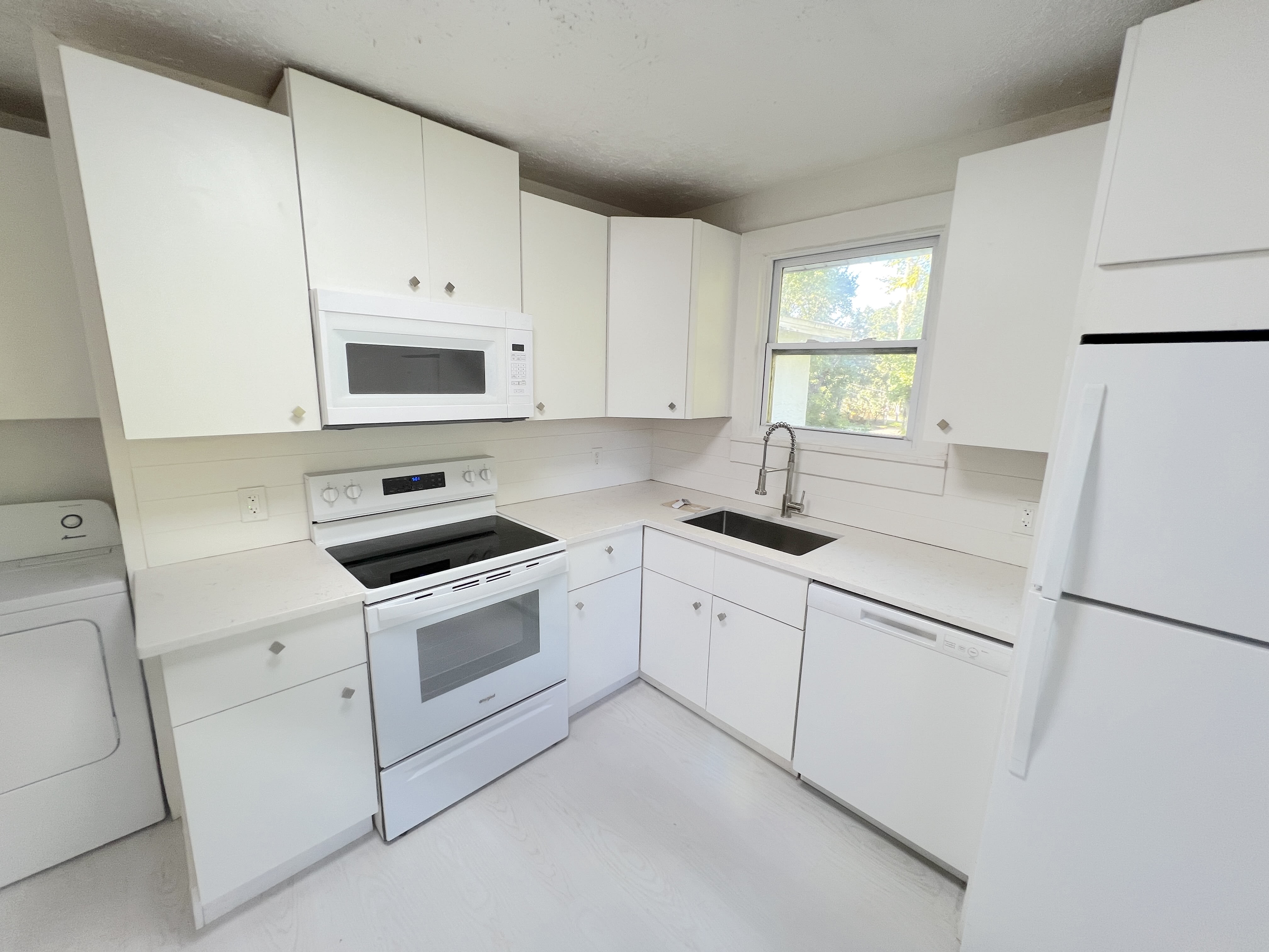 5 Estey St – photo 5