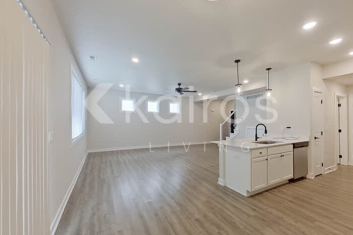6918 Bluebell Court – photo 4