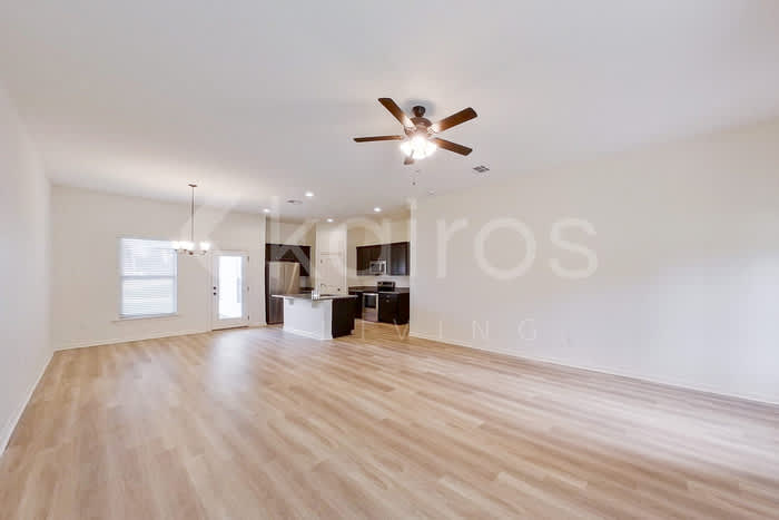 101 Salvat Drive – photo 3