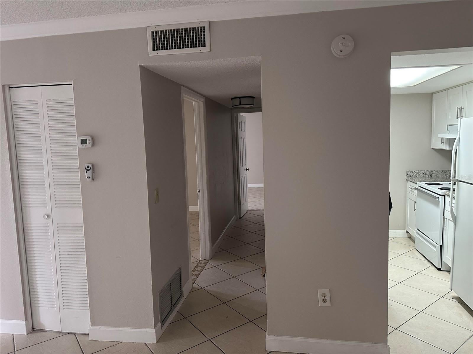 904 LAKE DESTINY ROAD – photo 3