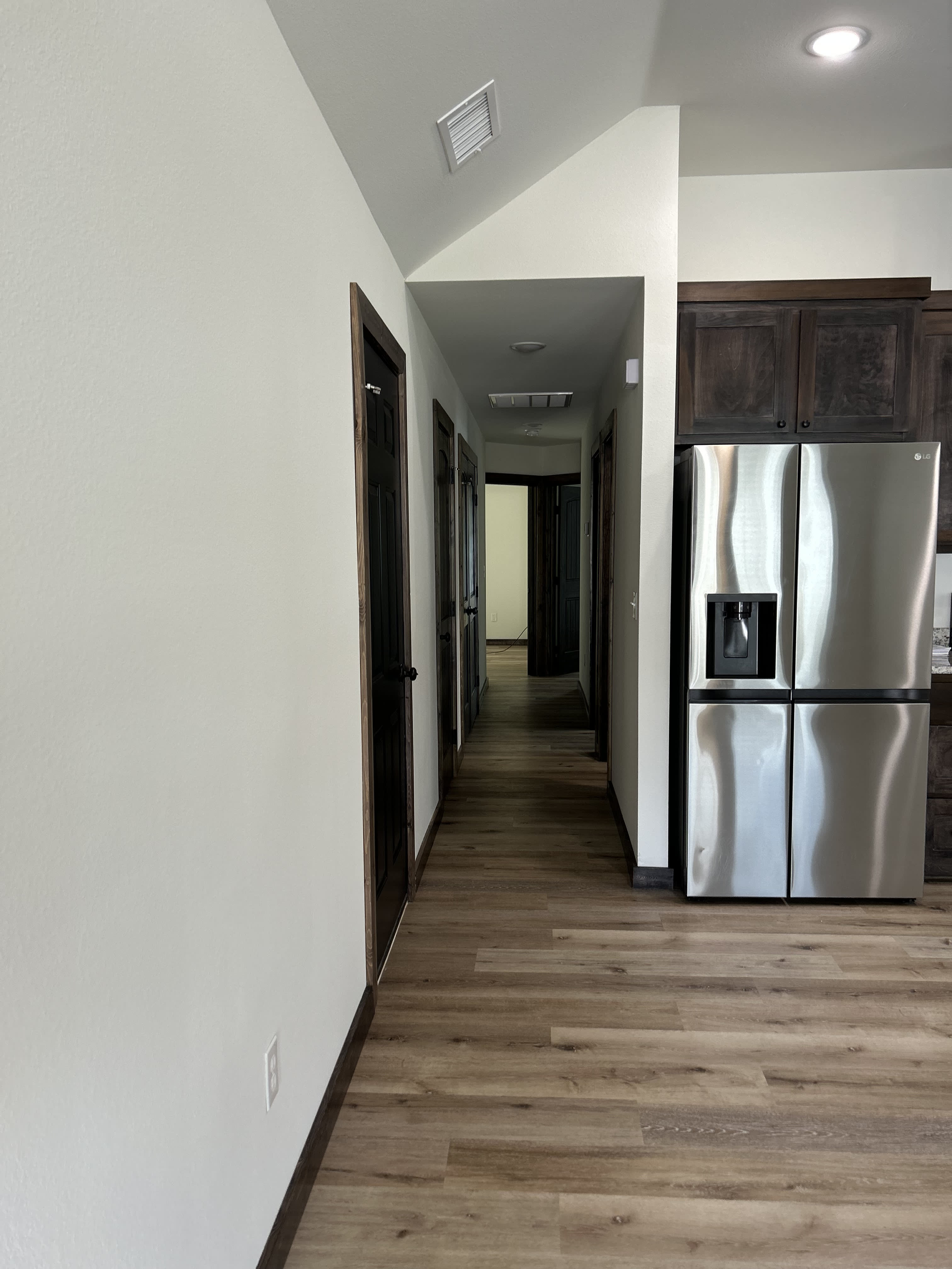 105 Isabella Street – photo 2