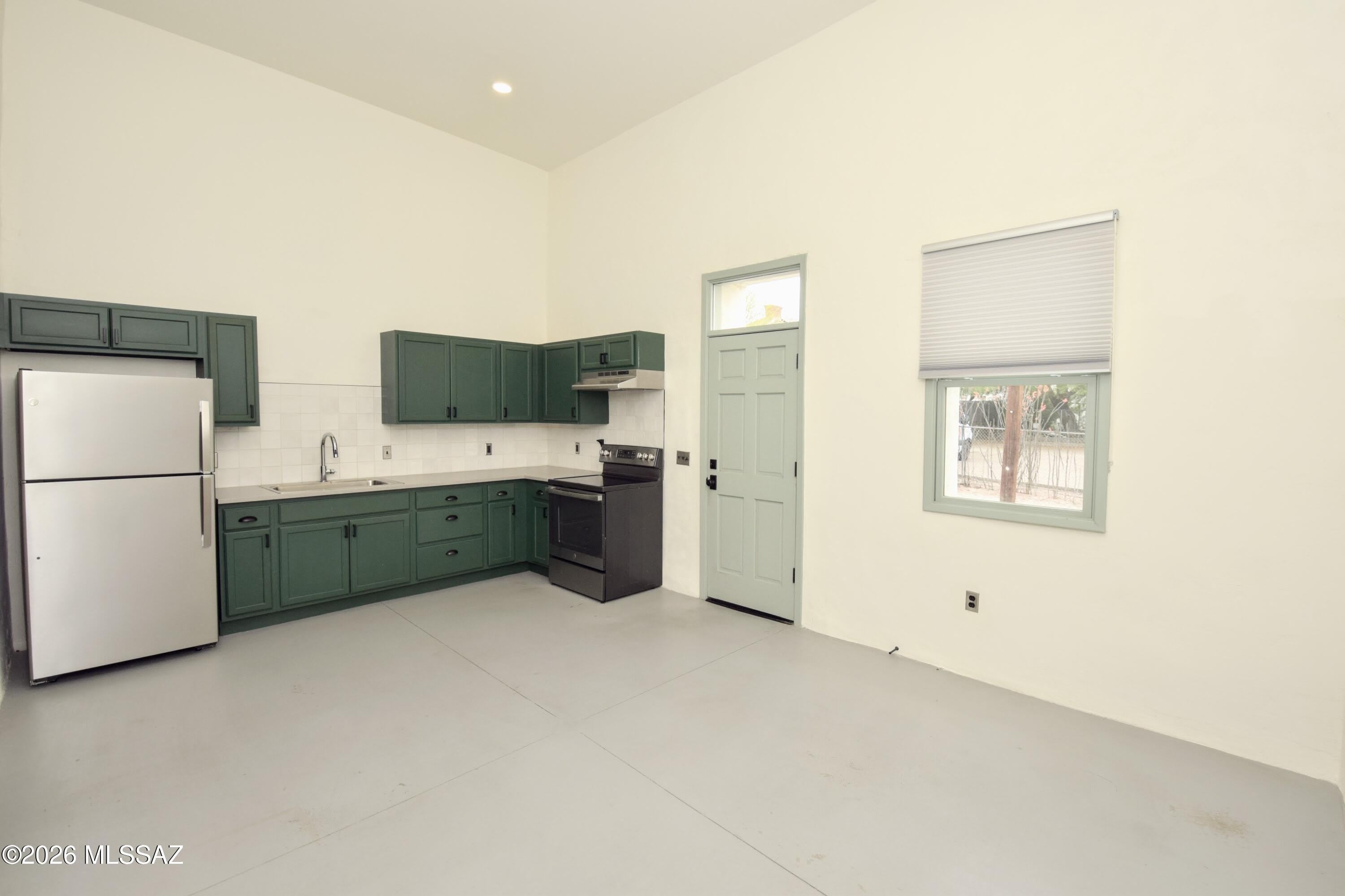 143 W Simpson Street – photo 4