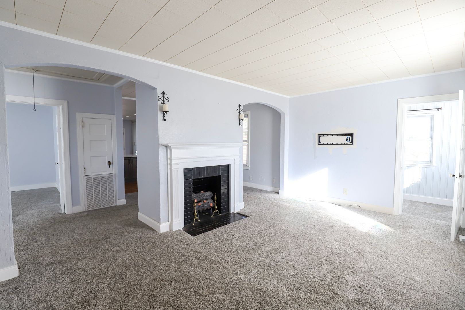2 BEDROOM 2 BATH Minutes from the Medical District – photo 5