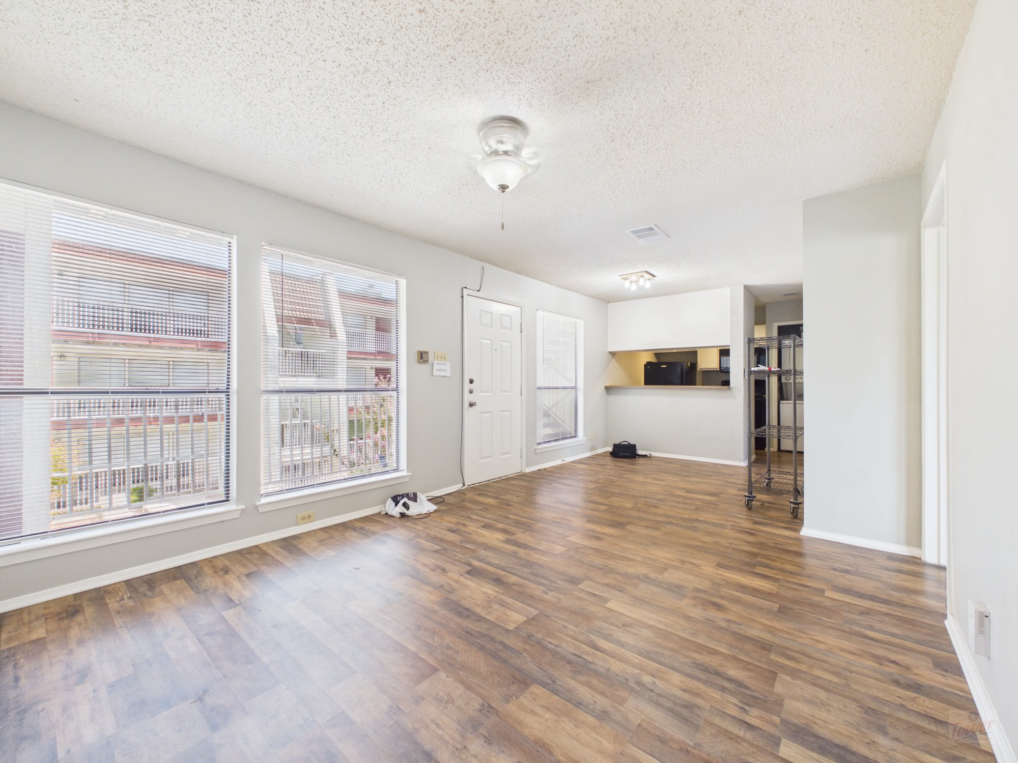 3115 Helms St Apt 210 – photo 3