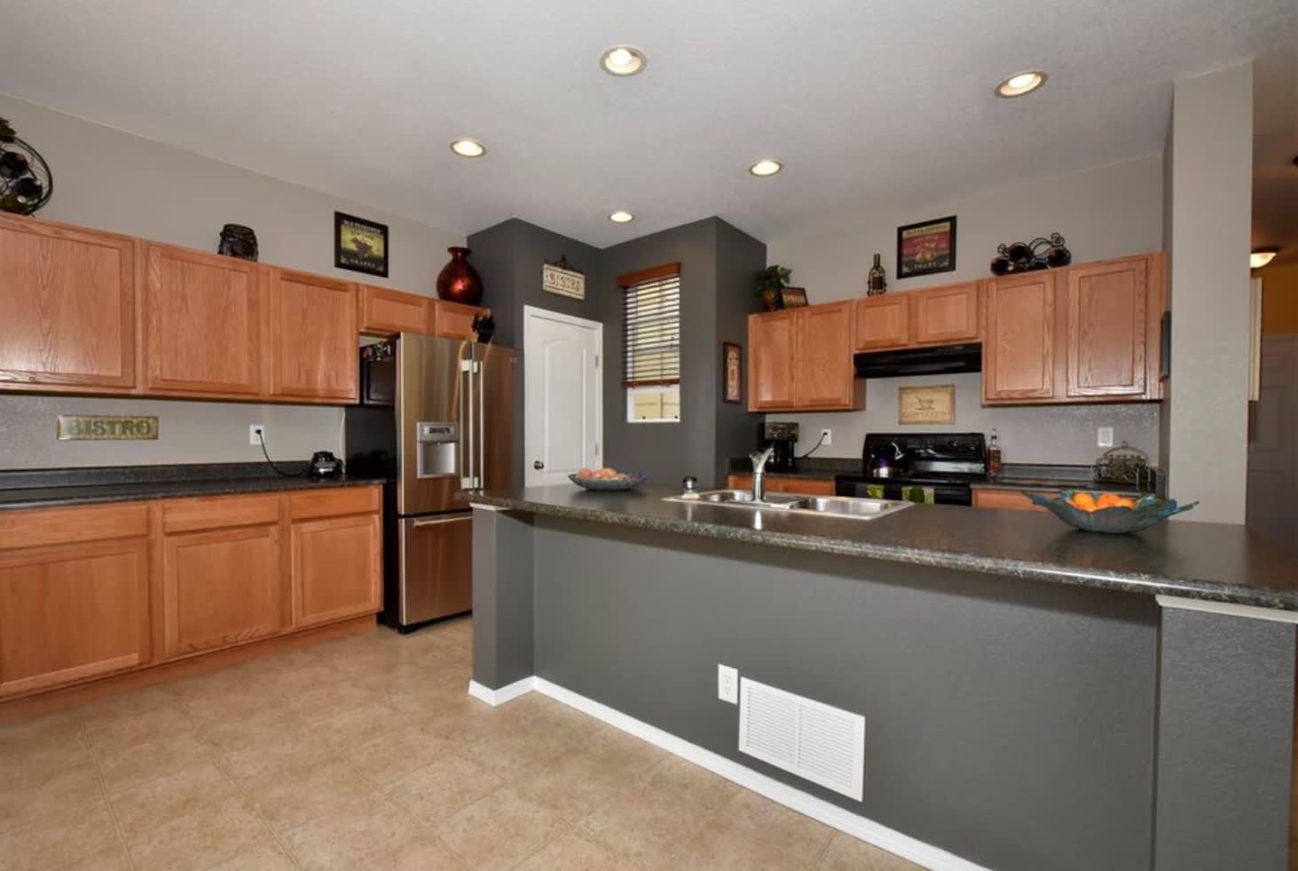 7115 Silverwind Cir – photo 2