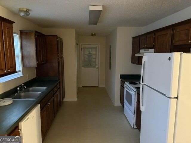 303 Aldred Avenue – photo 5