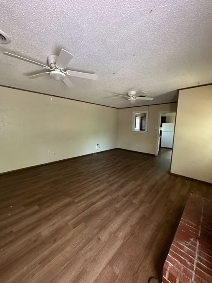 934 Ballinger – photo 5
