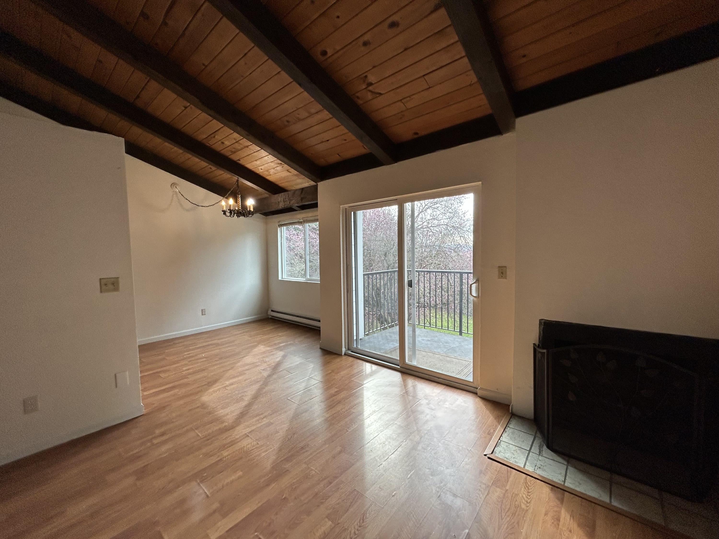 15280 Macadam Road South E 303 – photo 4