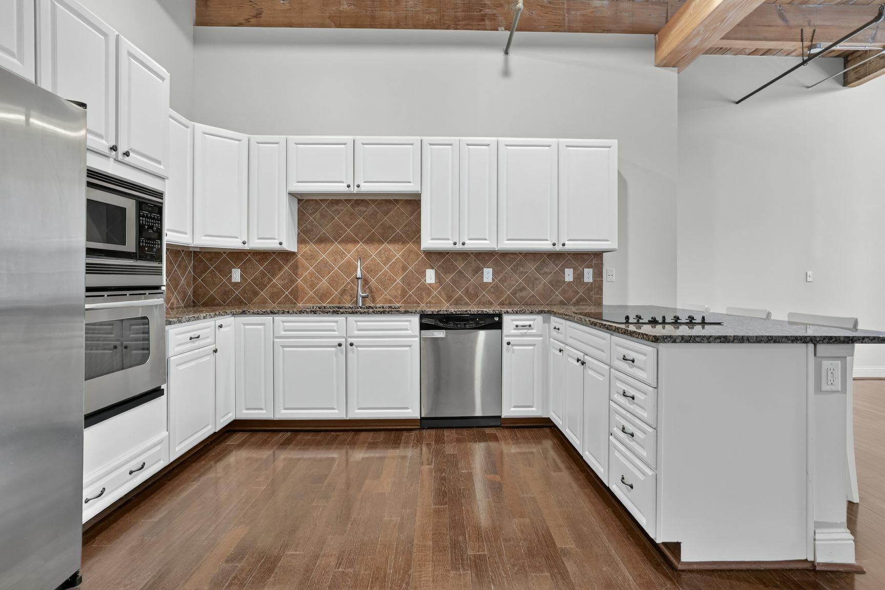 612 Central Street – photo 3