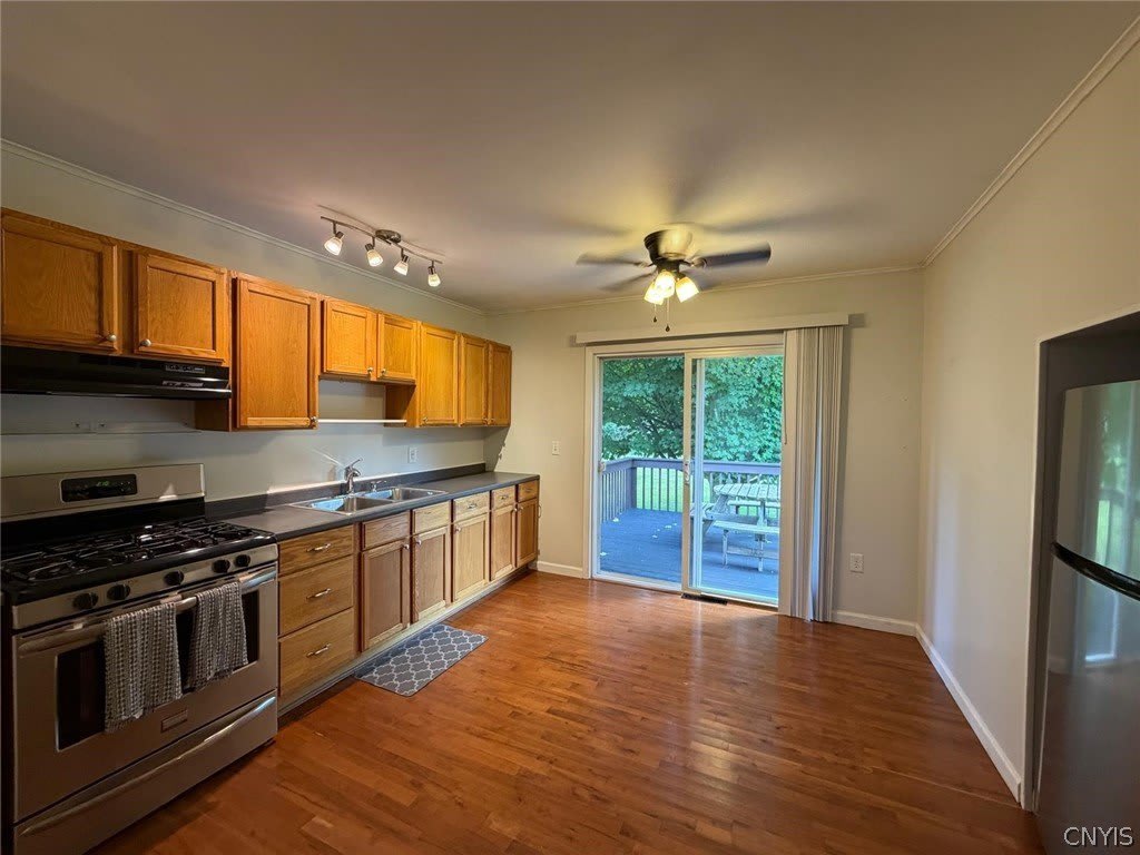 1648 White Bridge Road – photo 5