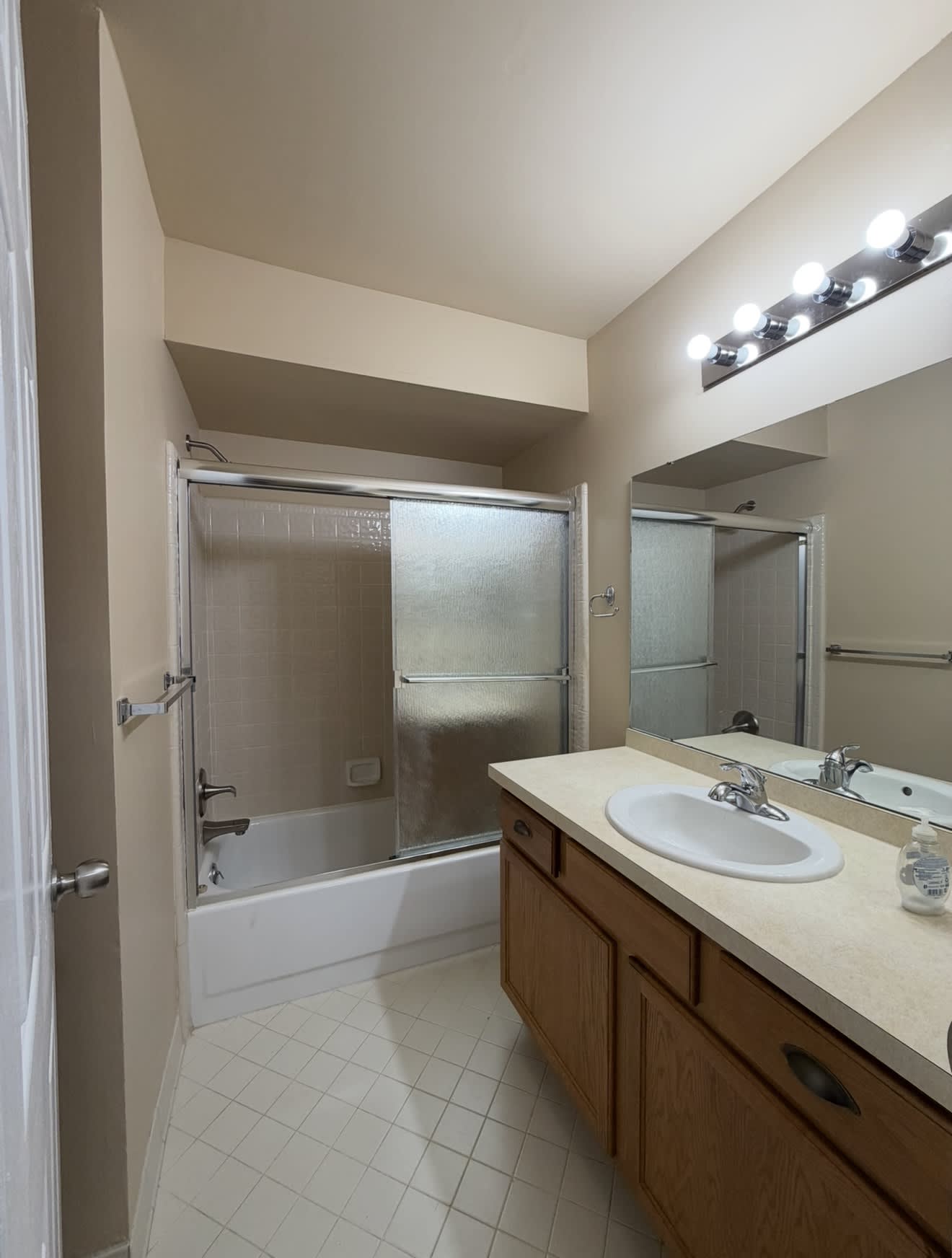 35401 Hickory Woods Drive – photo 4