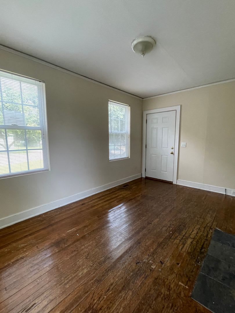 JUST REDUCED! Walk to the Stadium-Olympia! – photo 5