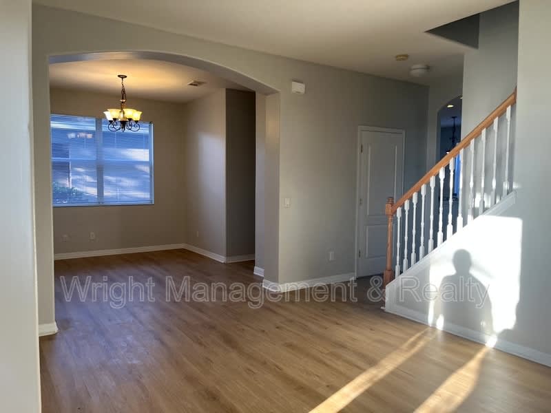 7843 Foxgrove Drive – photo 4