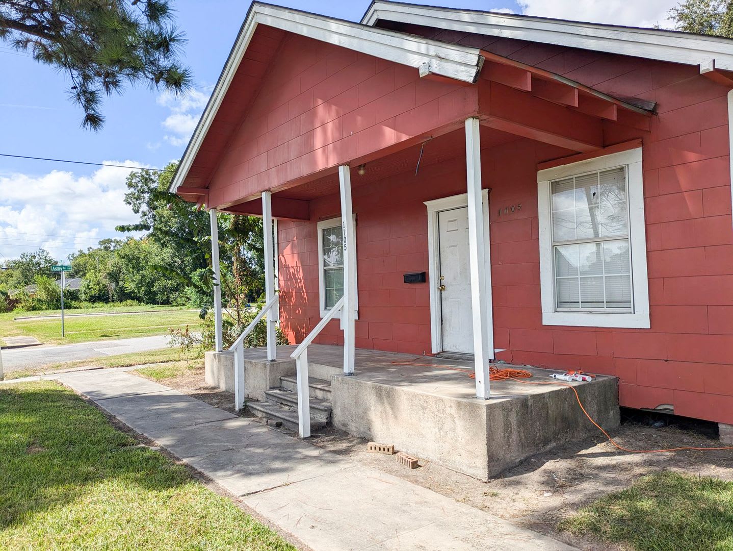 1105 Ewing St Beaumont Tx 77701 – photo 1